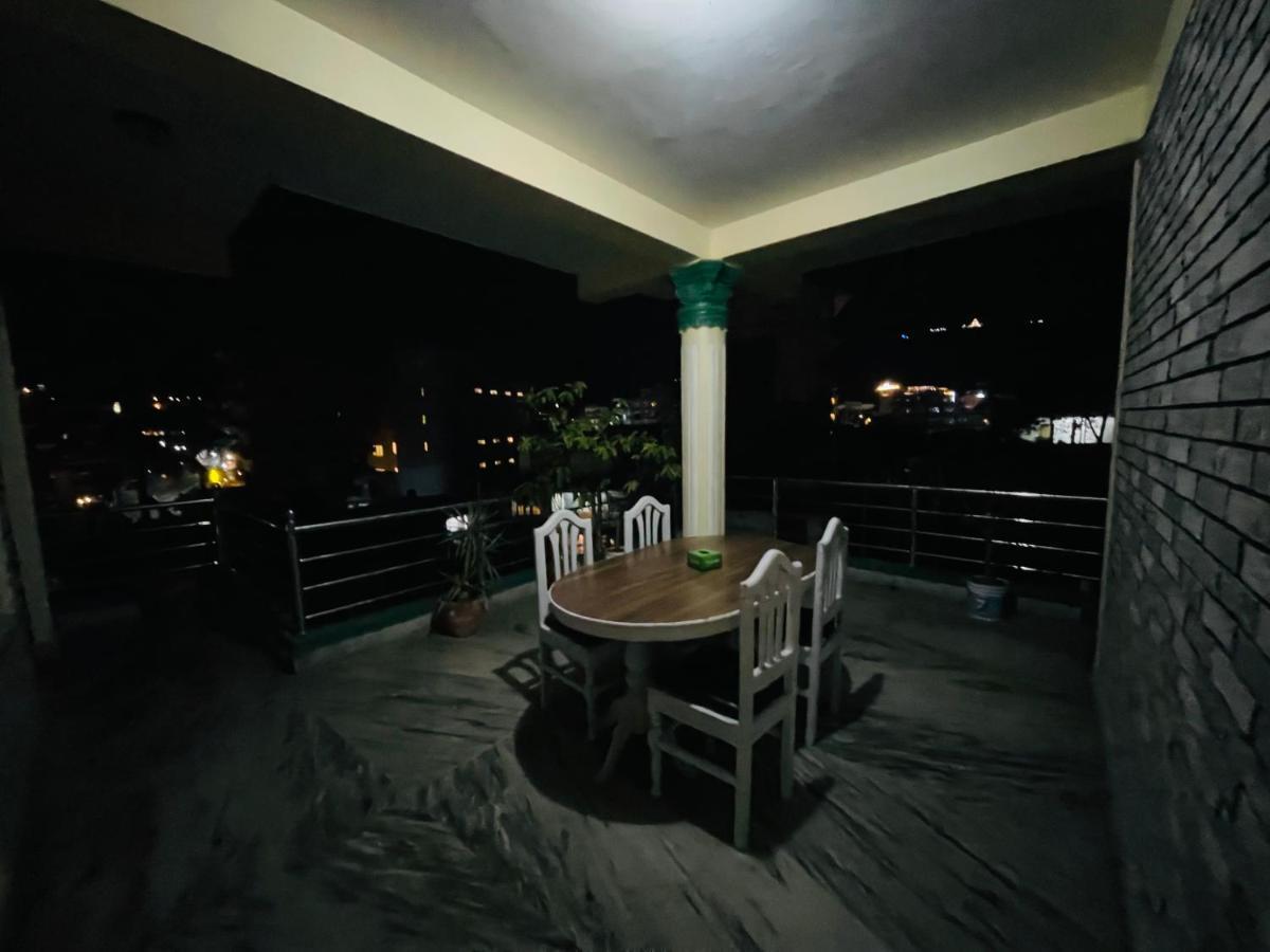 Hotel Old Durbar Pokhara Zewnętrze zdjęcie
